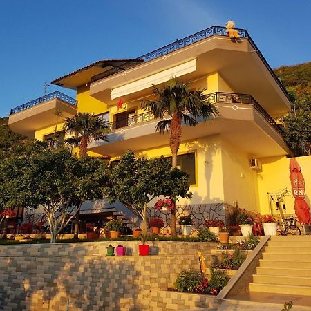 Villa Meminaj Vlorë Esterno foto